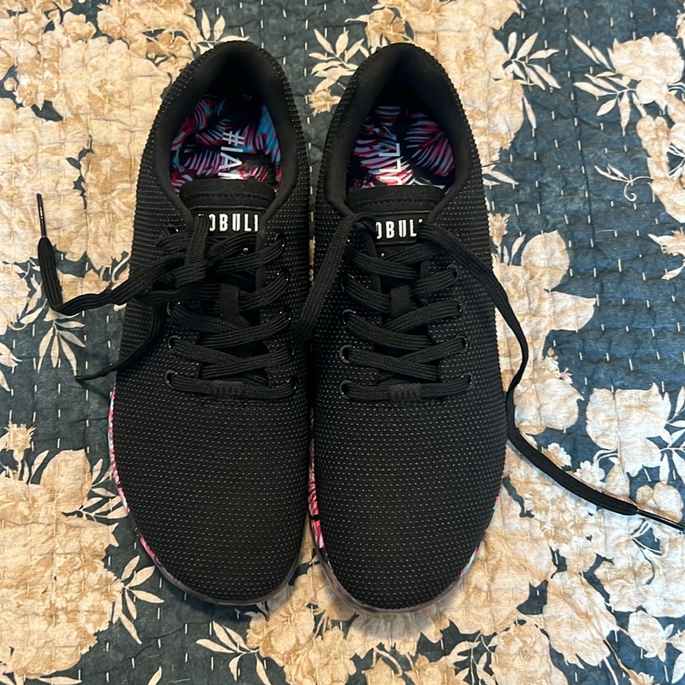 NOBULL BRAND NEW Midnight Palm